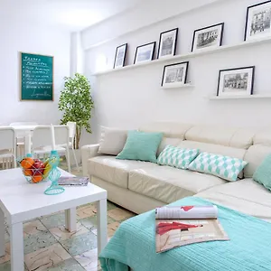 https://centro-historico-3-dormitorios-12-camas.hotelsinnerja.org
